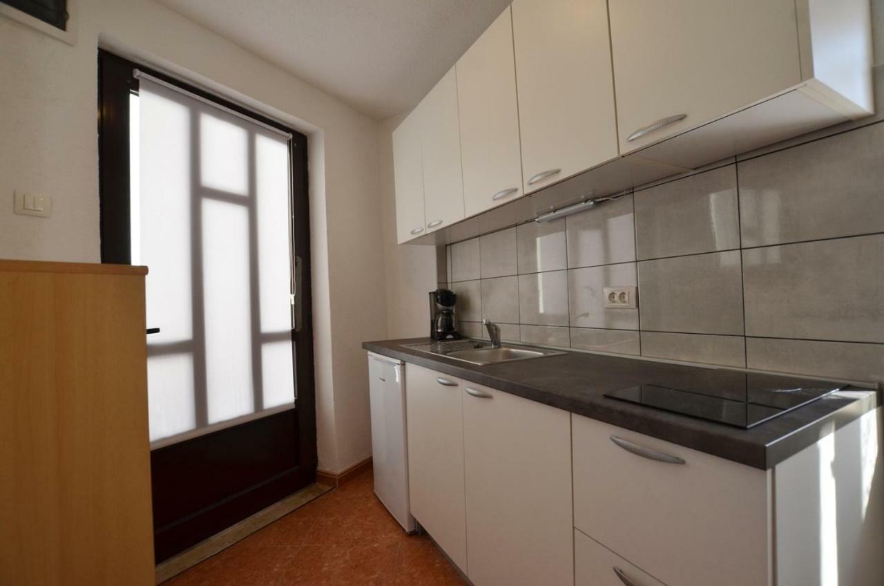 Yulia Apartments Ρόβινι Εξωτερικό φωτογραφία